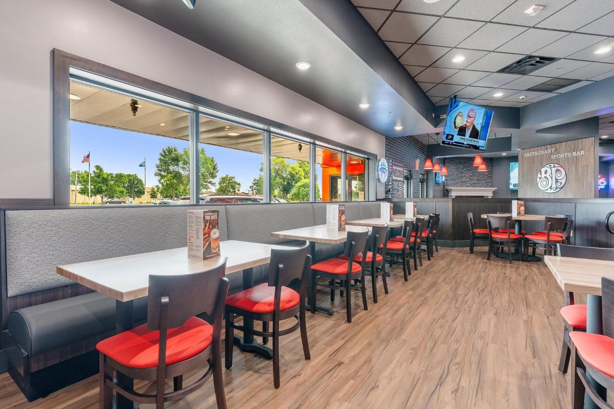 Ramada By Wyndham Sioux Falls Airport - Waterpark Resort & Event Center Luaran gambar