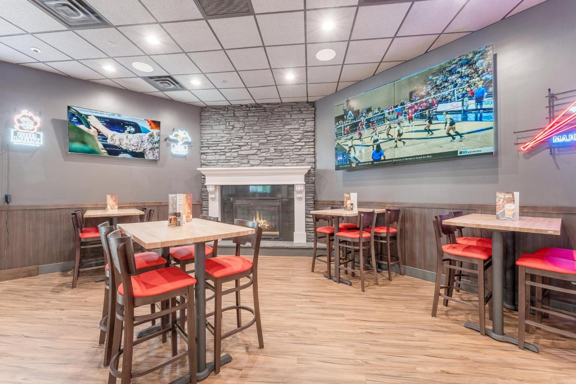Ramada By Wyndham Sioux Falls Airport - Waterpark Resort & Event Center Luaran gambar