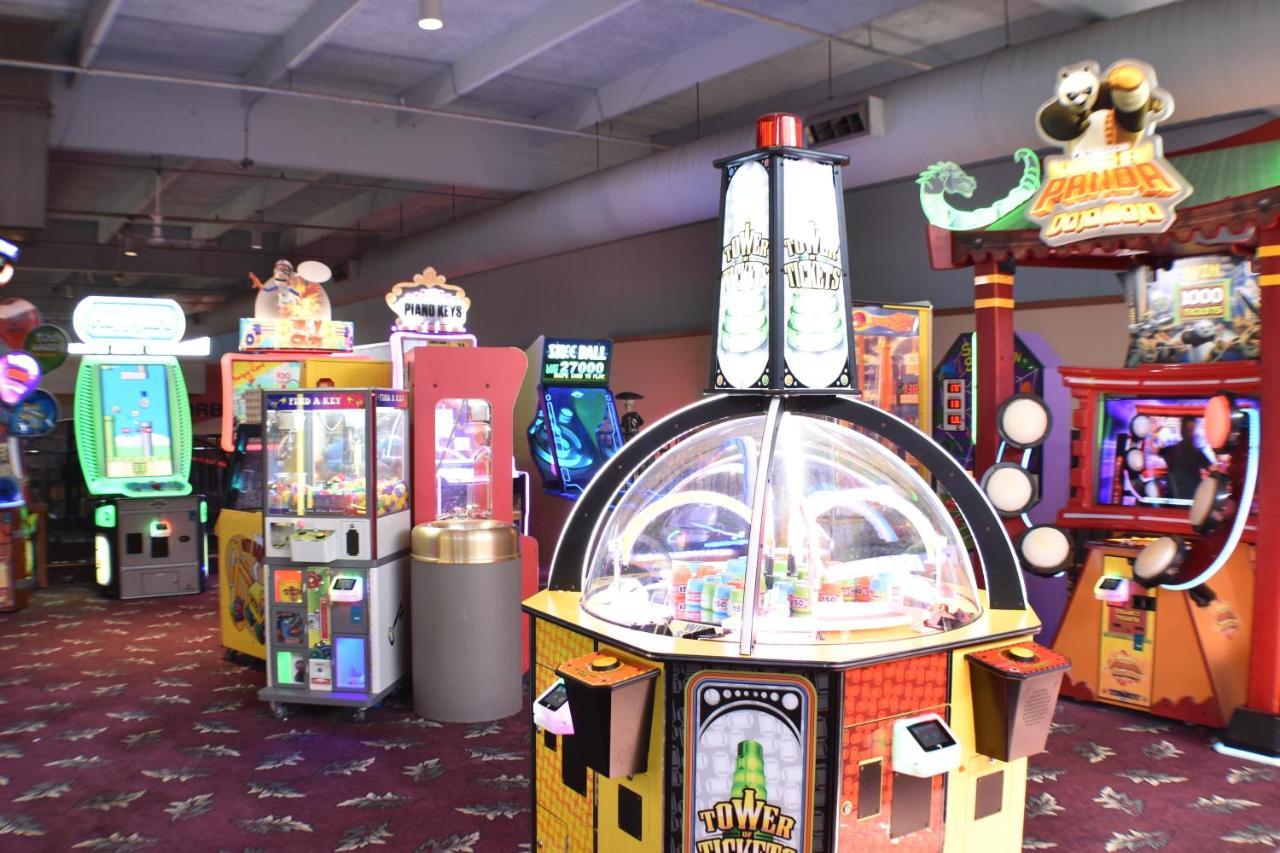 Ramada By Wyndham Sioux Falls Airport - Waterpark Resort & Event Center Luaran gambar